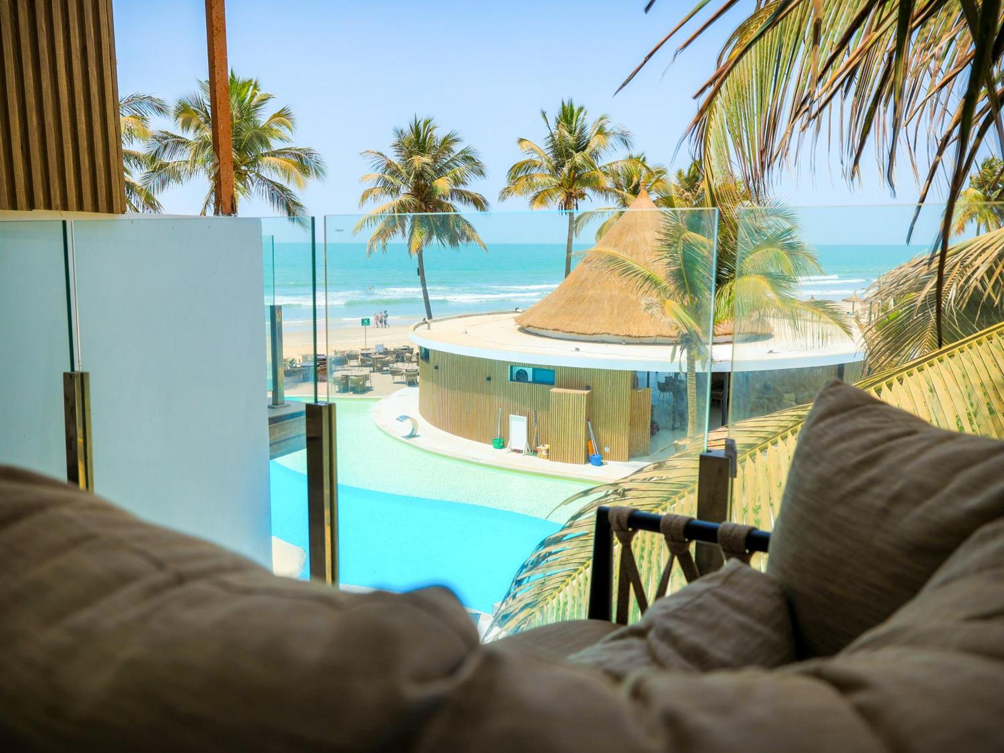 Kombo Beach Resort Serrekunda Exterior photo