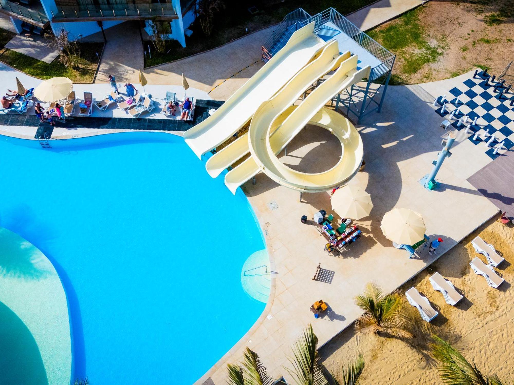 Kombo Beach Resort Serrekunda Exterior photo